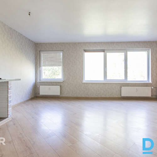 Pārdošanā saulains vienistabas dzīvoklis renovētā mājā Jelgavas centra tuvumā.Dz Pārdošanā saulains vienistabas dzīvoklis renovētā mājā Jelgavas centra tuvumā.Dz