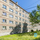 Продается уютная, тихая 2-комнатная квартира в самом центре Елгавы. Описание пла