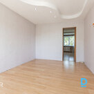 Продается уютная, тихая 2-комнатная квартира в самом центре Елгавы. Описание пла