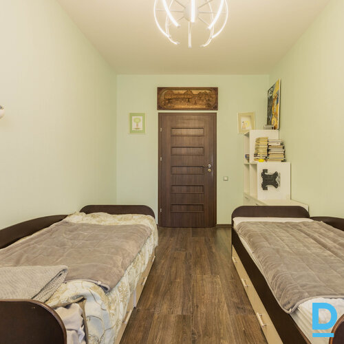 Pārdod dzīvokli Valguma iela 25