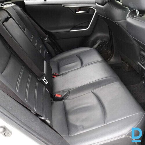 Pārdod Toyota Rav4 Premium 2.0i, 2020 Pārdod Toyota Rav4 Premium 2.0i, 2020