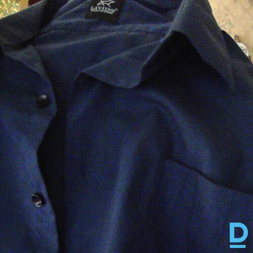 Jauni vīriešu krekli