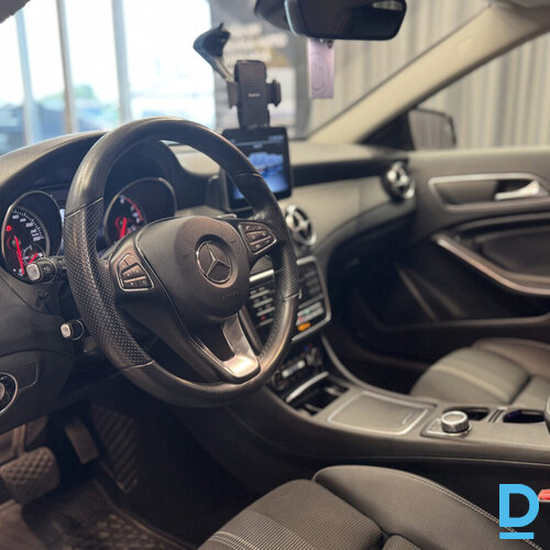Pārdod Mercedes-Benz GLA200, 2019