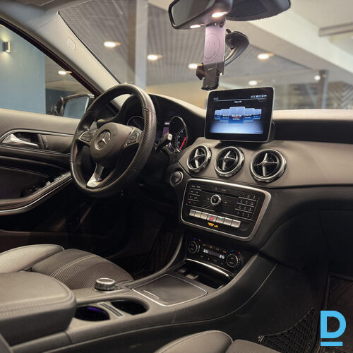 Pārdod Mercedes-Benz GLA200, 2019