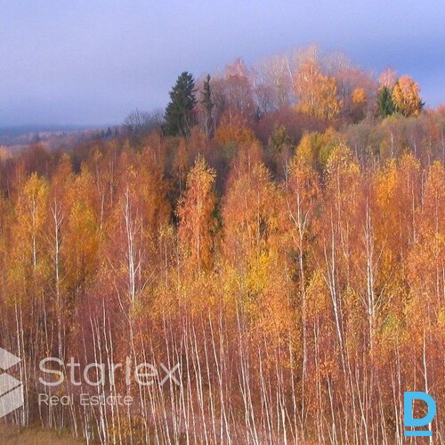 ĪPAŠUMS AR PRIVĀTU SKATU TORNI