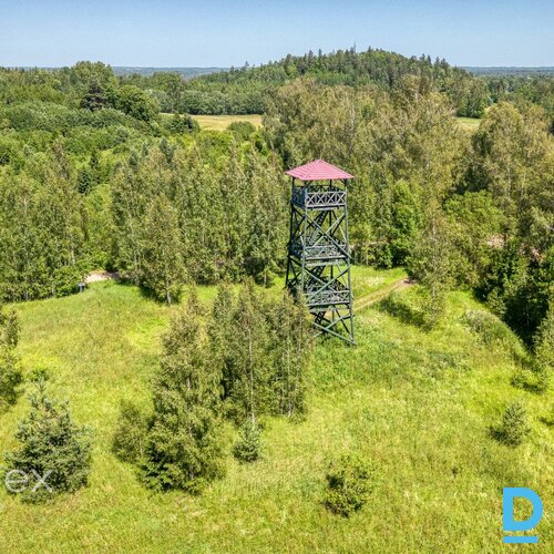 ĪPAŠUMS AR PRIVĀTU SKATU TORNI