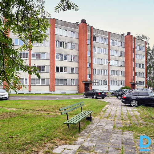 Pārdod dzīvokli Nometņu iela 7