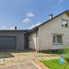 Продается семейный дом с просторным, ухоженным участком земли недалеко от Меледе