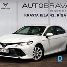 Продаётся Toyota Camry Hybrid Luxury Business, 2.5, 2019 года выпуска.