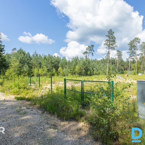 Pārdošanā 2000 m² zemes gabals privātai apbūvei klusā vietā netālu no Garkalnes.