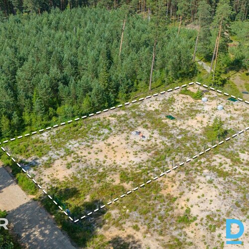 Pārdošanā 2000 m² zemes gabals privātai apbūvei klusā vietā netālu no Garkalnes.