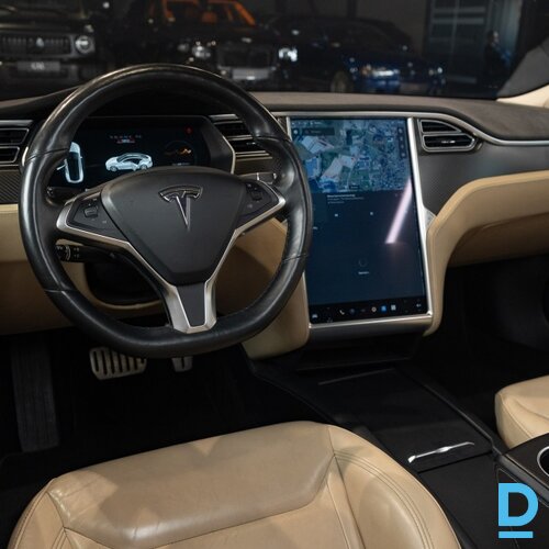 Pārdod Tesla Model S, 2016