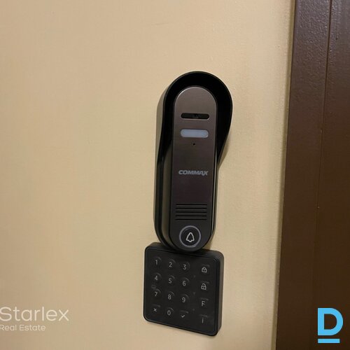 Birojs pēc kosmētiskā remonta labi uzturētā namīpašumā Rīgas centrā Birojs pēc kosmētiskā remonta labi uzturētā namīpašumā Rīgas centrā