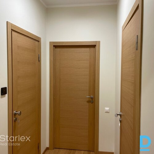 Birojs pēc kosmētiskā remonta labi uzturētā namīpašumā Rīgas centrā Birojs pēc kosmētiskā remonta labi uzturētā namīpašumā Rīgas centrā