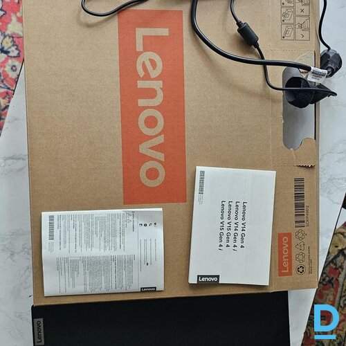 Pārdod Lenovo Portatīvo datoru