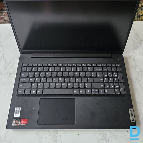 Pārdod Lenovo Portatīvo datoru
