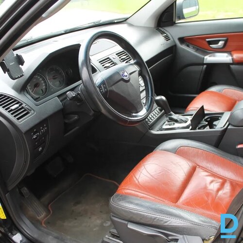 Pārdod Volvo XC90 2.4D, 2006