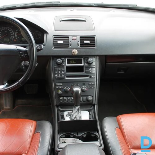 Pārdod Volvo XC90 2.4D, 2006