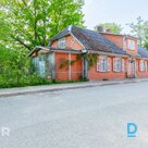 Продается двухэтажный дом с земельным участком площадью 3119 м² в самом центре В