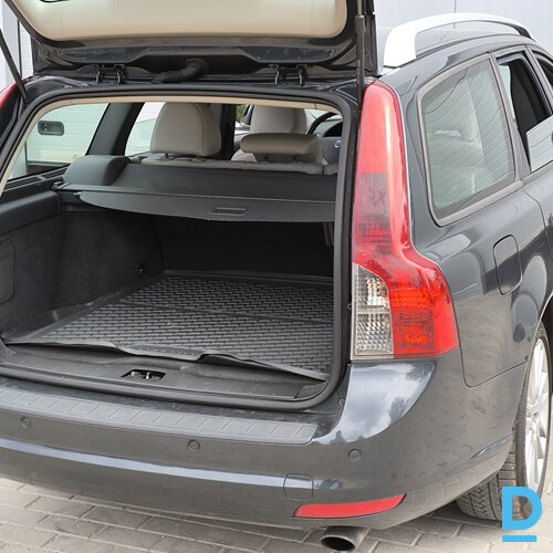 Pārdodu, iznomāju ar izpirkuma tiesībām vai mainu Volvo V50. Pārdodu, iznomāju ar izpirkuma tiesībām vai mainu Volvo V50.