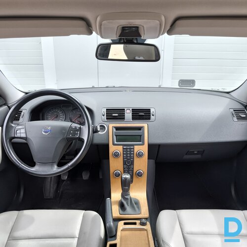 Pārdodu, iznomāju ar izpirkuma tiesībām vai mainu Volvo V50. Pārdodu, iznomāju ar izpirkuma tiesībām vai mainu Volvo V50.