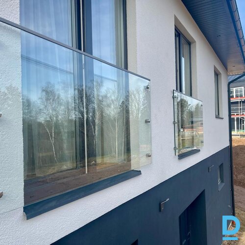 Pieņemam pasūtījumus franču balkoniem Pieņemam pasūtījumus franču balkoniem