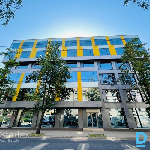 Medicīnas iestādei vai veikalam/salonam piemērotas telpas mūsdienīgā ēkā "Alojas biroji"