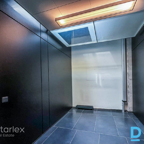 Medicīnas iestādei vai veikalam/salonam piemērotas telpas mūsdienīgā ēkā "Alojas biroji"