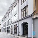 Birojs industriālā stilā Vecrīgā pie Līvu laukuma