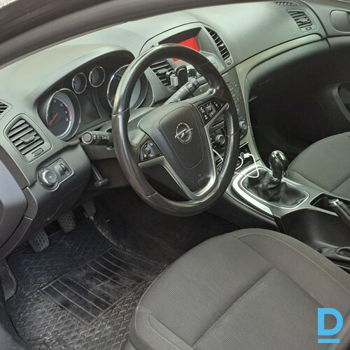 Pārdod Opel Insignia, 2012, 1.6 benzīns