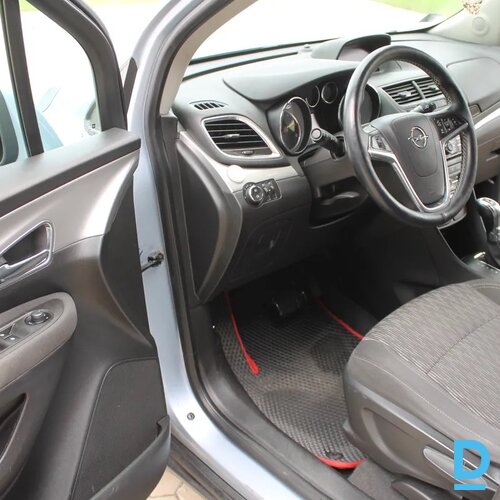 Pārdod Opel Mokka 1.7D, 2013