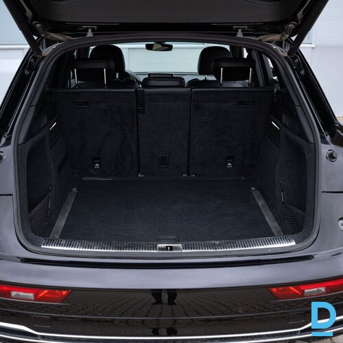 Pārdod Audi Q5 S-line Quattro 2.0d, 2018