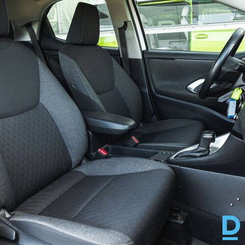 Pārdod Toyota Yaris 1.5i, 2021 Pārdod Toyota Yaris 1.5i, 2021