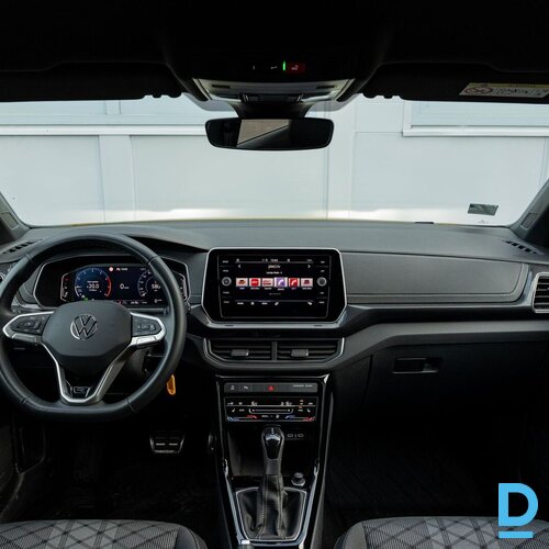 Pārdod Volkswagen T-Cross 1.0i, 2024