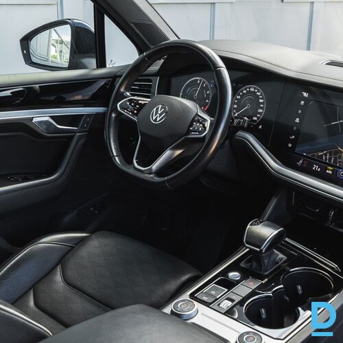 Pārdod Volkswagen Touareg Plug-In Hybrid 3.0, 2022