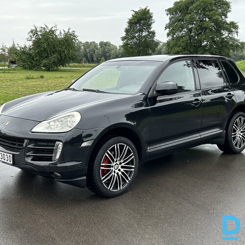 Pārdod Porsche Cayenne 3.0d, 2009