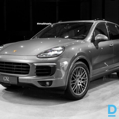 Pārdod Porsche Cayenne 3.0d, 2016