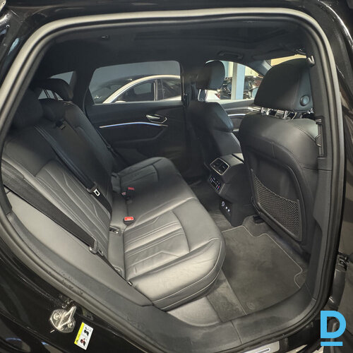 Pārdod Audi Etron 55 Black Edition, 2018