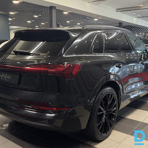 Pārdod Audi Etron 55 Black Edition, 2018
