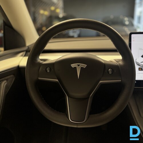 Pārdod Tesla Model Y Long Range, Dual Motor, 2021