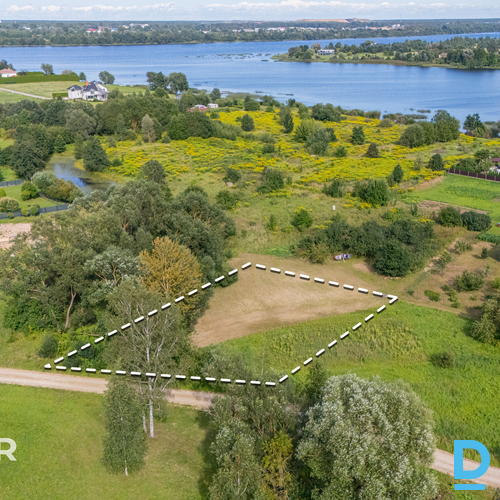 Pārdošanā 1770 m² zemes gabals privātai apbūvei mierpilnajā Katlakalnā.Zeme atro Pārdošanā 1770 m² zemes gabals privātai apbūvei mierpilnajā Katlakalnā.Zeme atro