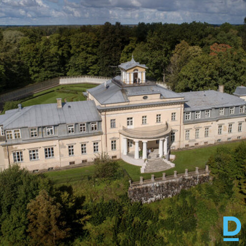 Pārdod Krimuldas muižu,  Mednieku 3, Sigulda, m²