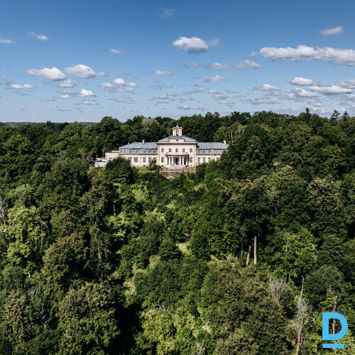 Pārdod Krimuldas muižu,  Mednieku 3, Sigulda, m²