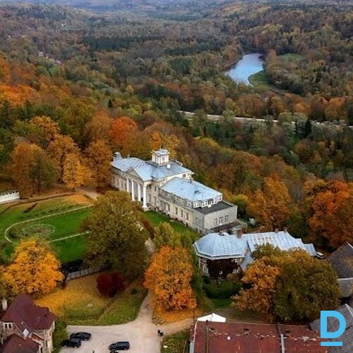 Pārdod Krimuldas muižu,  Mednieku 3, Sigulda, m²