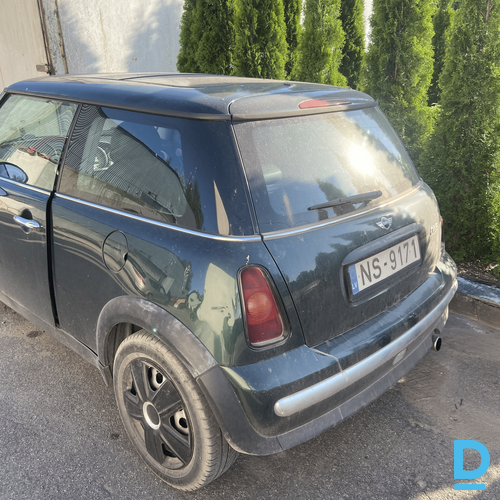 Pārdod MINI ONE, 2002