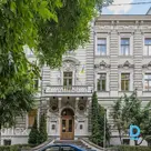 Офис в престижном посольском районе возле парка Кронвальда