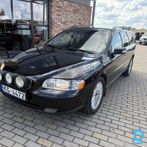 Pārdod Volvo V70 2.4d, 2007