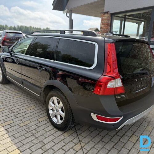 Pārdod Volvo XC70 2.4d, 2011