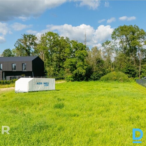 Pārdošanā lielisks 2028 m² zemes gabals ainaviskā vietā privātai apbūvei jaunā p