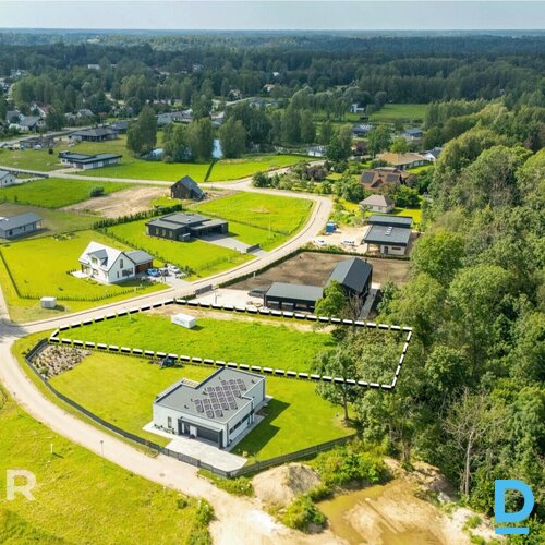 Pārdošanā lielisks 2028 m² zemes gabals ainaviskā vietā privātai apbūvei jaunā p Pārdošanā lielisks 2028 m² zemes gabals ainaviskā vietā privātai apbūvei jaunā p